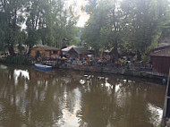 Am Wehr Biergarten und Flosserstube outside