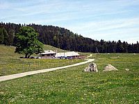 Le Chalet De La Thiolle outside