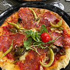 Pizza Vitti food