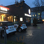 Burger King outside