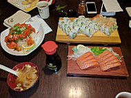 Sushi Town food