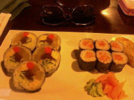 Tomo Sushi inside