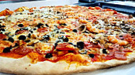 La Finissima Maxipizza food