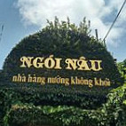 Nhà Hàng Ngói Nâu inside