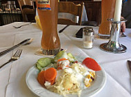 Zur Krone food