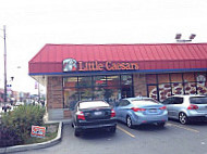 Little Caesars Pizza outside