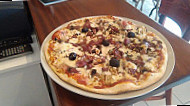 La Pinasse Pizza food