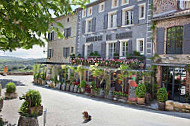 Auberge De Banne outside