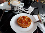 La Boulangerie Bakery Cafe food