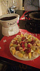 Gasthof z’Fondue zum Strauss food