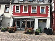 Rumpelstilzchen Grill outside