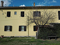 Trattoria Valzangona outside