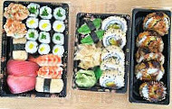 Sushi Sakura food