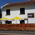 Ardoise Café outside