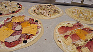 Les Pizzas D'Amphion food