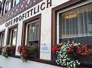 Cafe Profittlich outside