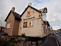 Cross Inn outside