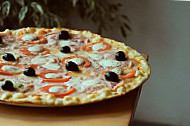 Avanti Pizzaria food