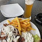 Gyros-Center food