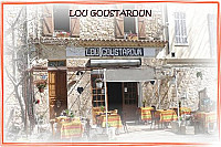 Lou Goustaroun inside