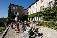 Le Manoir De L'Etang inside