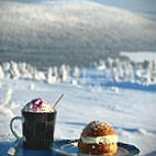 Tuikku Näköala Ja Tunturiravintola Levin Huipulla. food