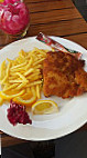 Lienzer Schnitzelwelt food