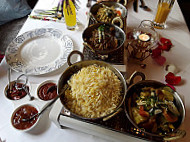 Taj Tandoori food