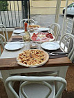 Pizzeria Le Rondini food