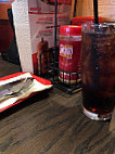 Red Robin Gourmet Burgers And Brews food