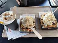 Waffle Factory Sainte-catherine food