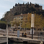 La Voûte Cassis food