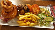 The Rose And Crown food