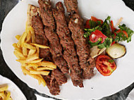 Naser 3 food