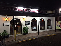 Tino's Italian outside