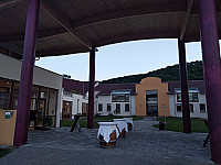 Weingut Schlossberg outside