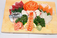 Sushi Zone food