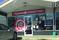 Le Quartier Baking Company outside