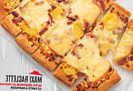 Pizza Hut food