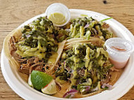 Calle 75 Street Tacos inside