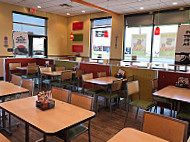 Del Taco inside