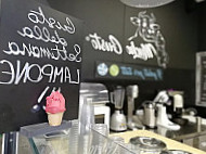 Mucho Gusto Gelateria food