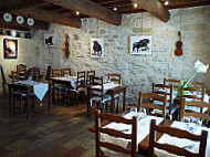 L'Oustau Camarguais food