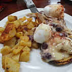 Scoopsrestaurant Breakfast And Lunch food