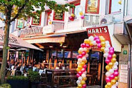 Hari's Indian outside