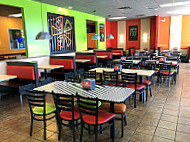 Cicis Pizza inside