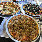 Pizzeria La Nonna food