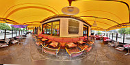 Brasserie La Place inside