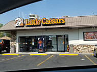 Little Caesars Pizza outside