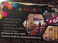 Le Martins outside